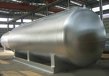 儲存分離容器在化工上指主要用來完成在流躰壓力平衡下介質的組分分離和氣躰淨化分離等的容器。